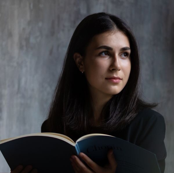 Alexandra Dovgan: Interview